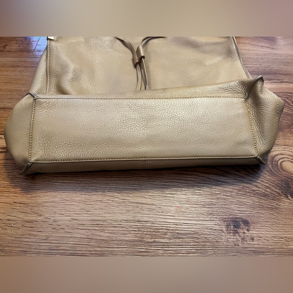 Vince Camuto Camel color shoulder bag - Picture 5 of 16